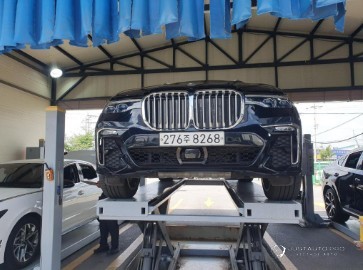 Автомобиль BMW X7