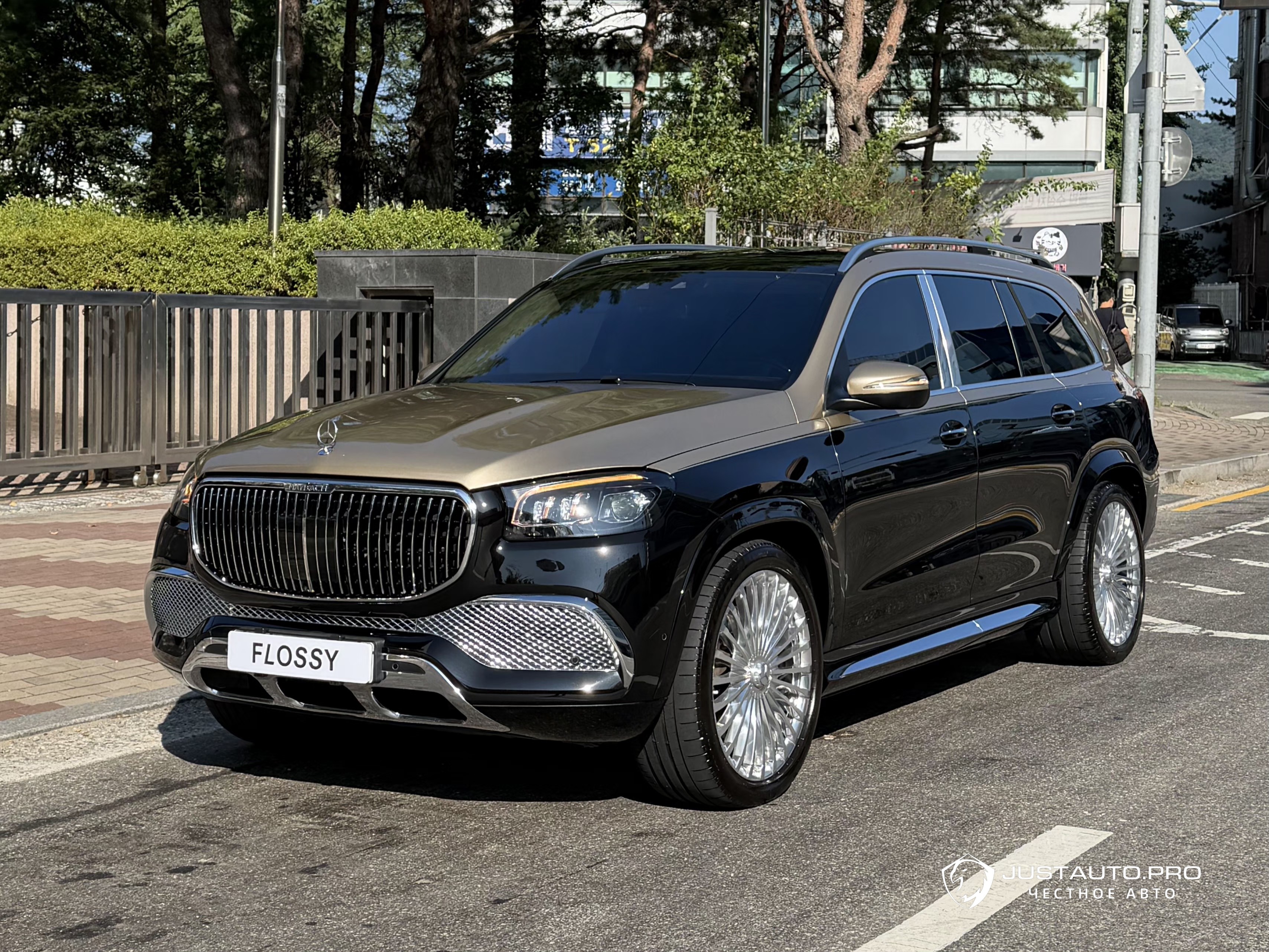 Автомобиль Mercedes-Benz GLS-Class