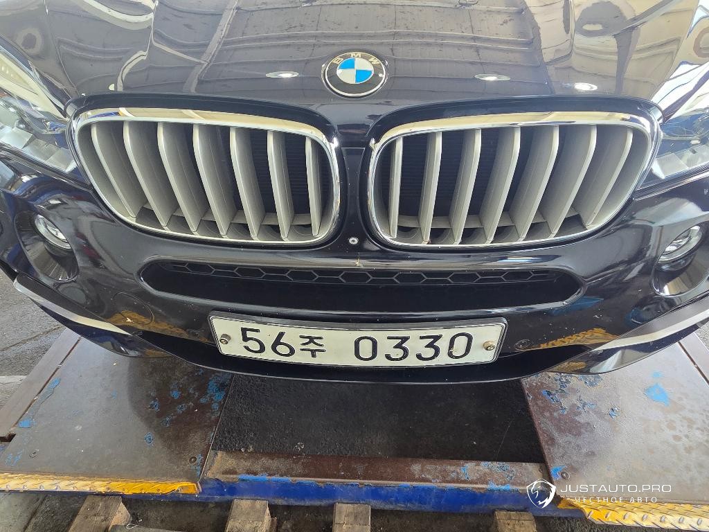 Автомобиль BMW X5