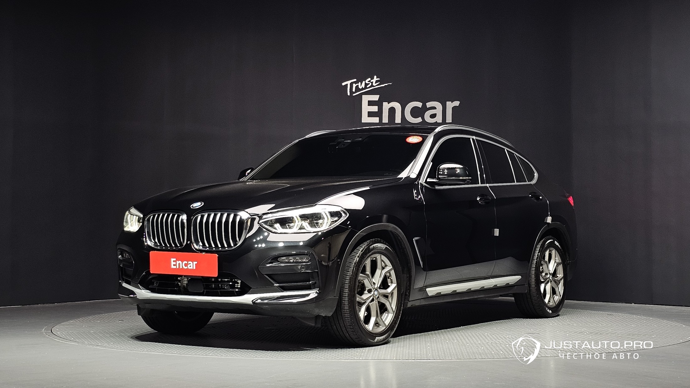 Автомобиль BMW X4