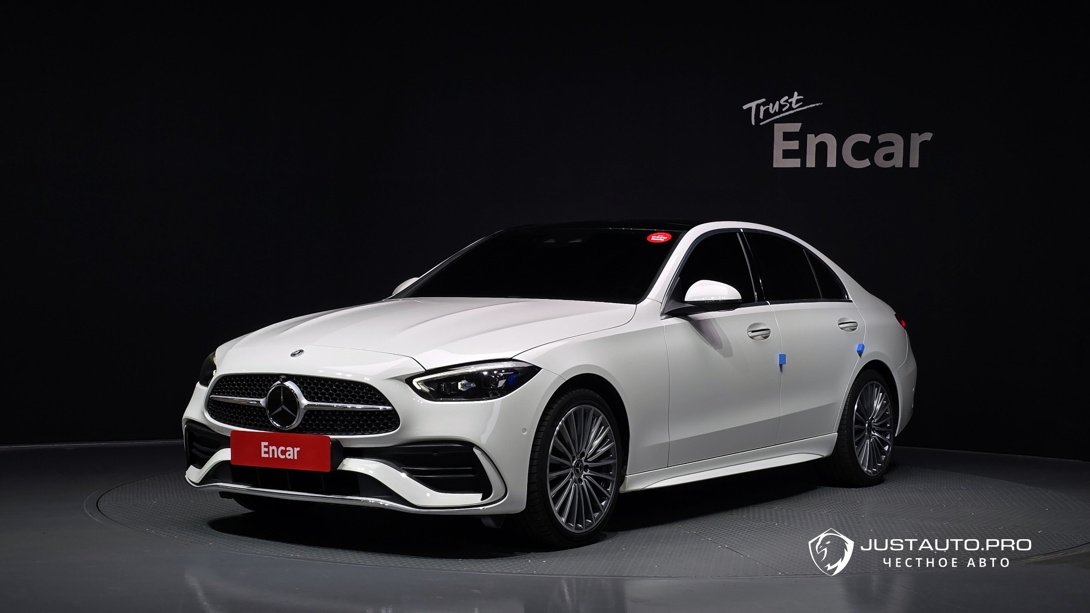 Автомобиль Mercedes-Benz C-Class