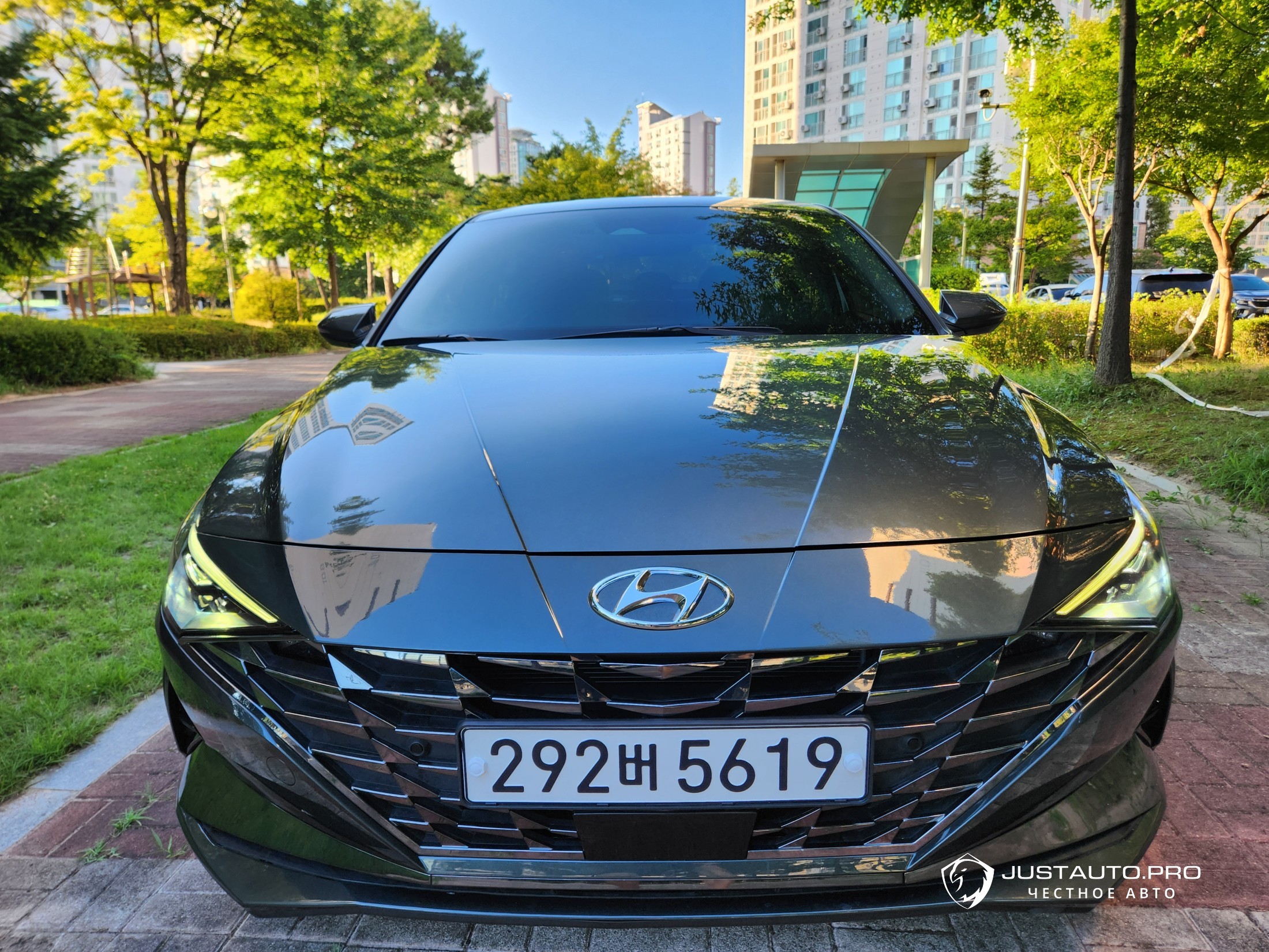 Автомобиль Hyundai AVANTE