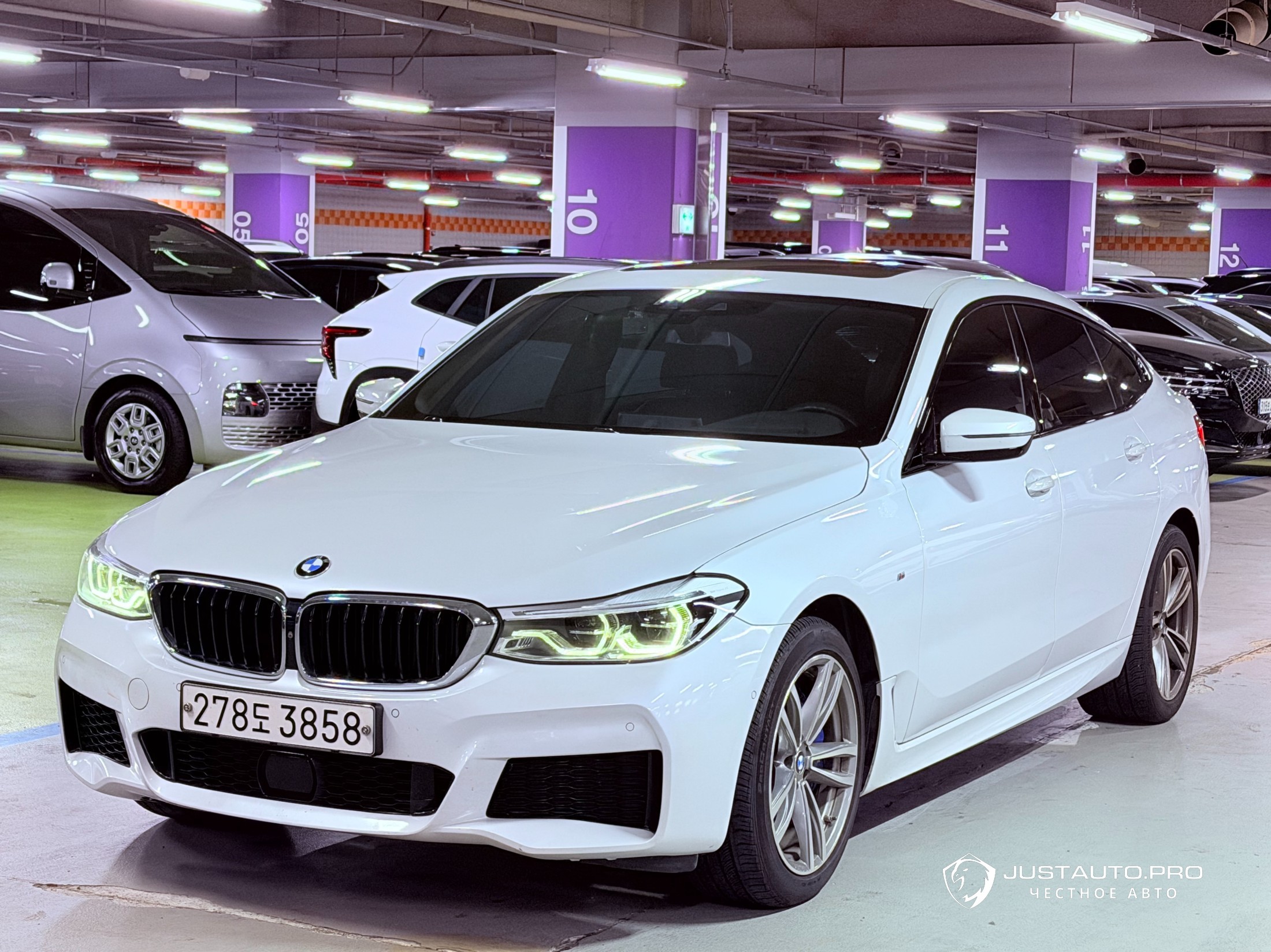 Автомобиль BMW Gran Turismo