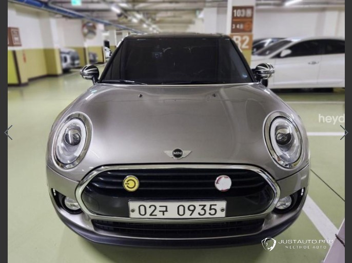 Автомобиль Mini Clubman