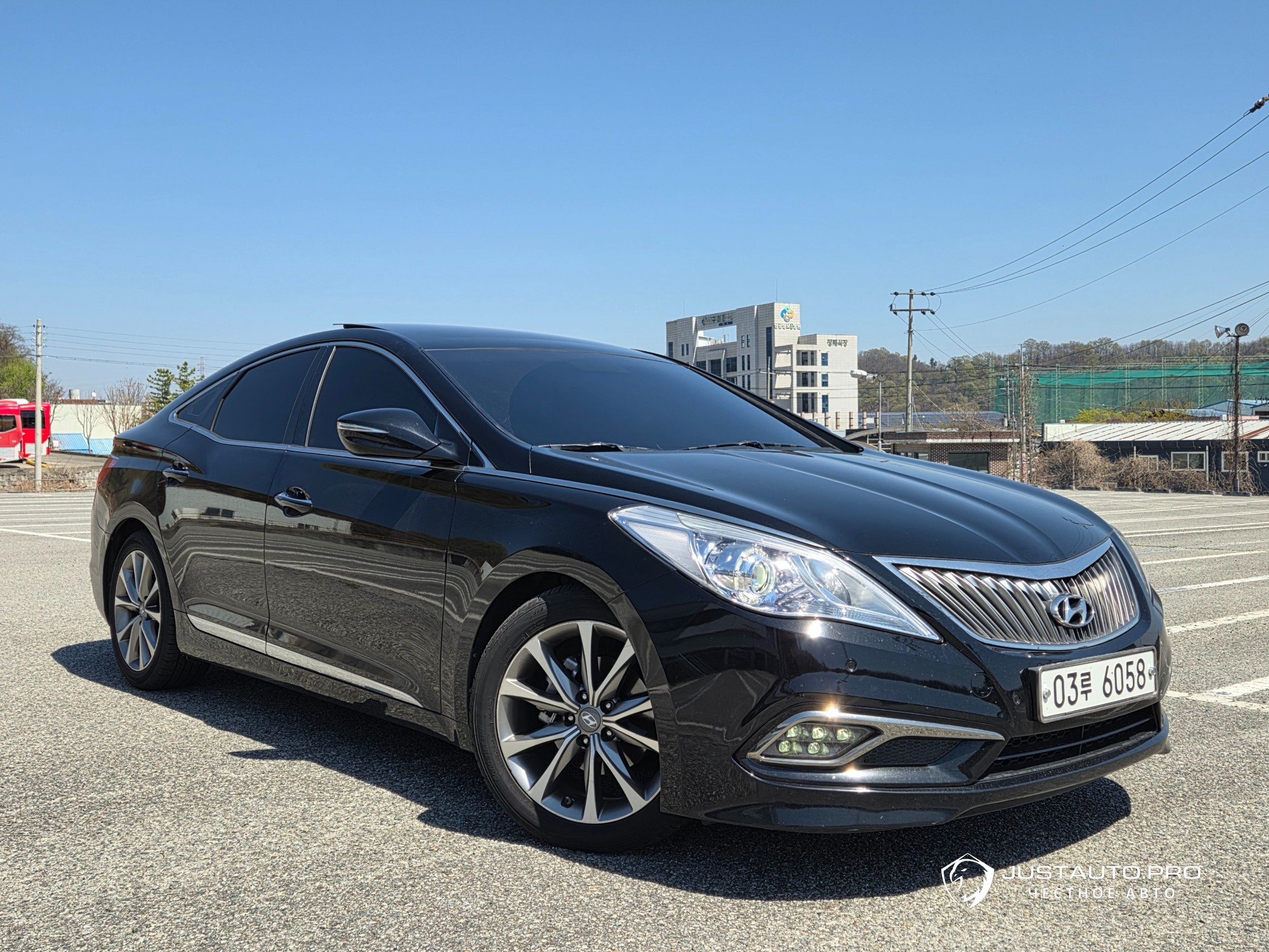 Автомобиль Hyundai Grandeur