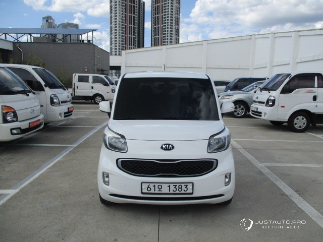 Автомобиль Kia RAY