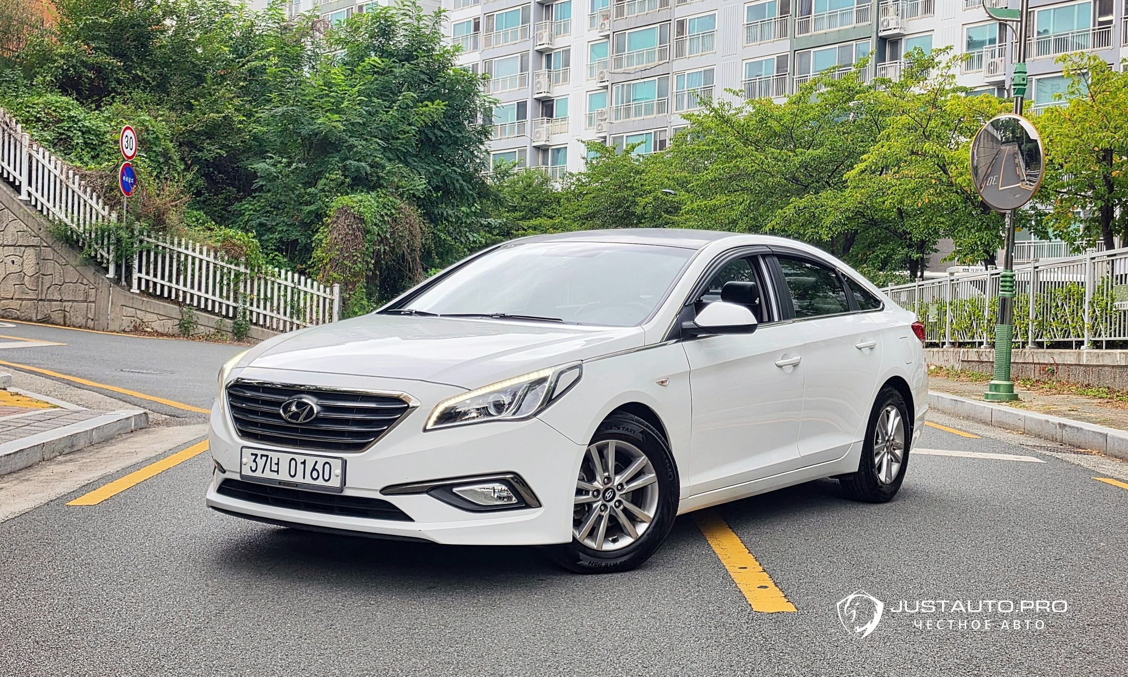 Автомобиль Hyundai Sonata