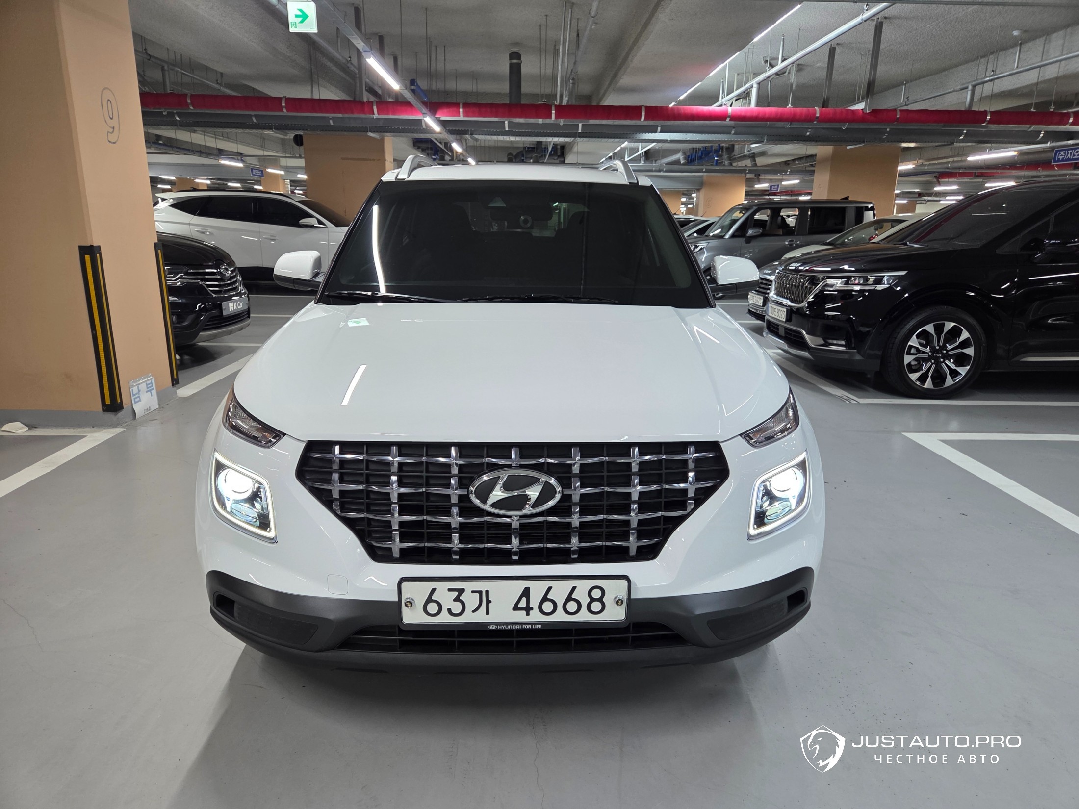 Автомобиль Hyundai Venue