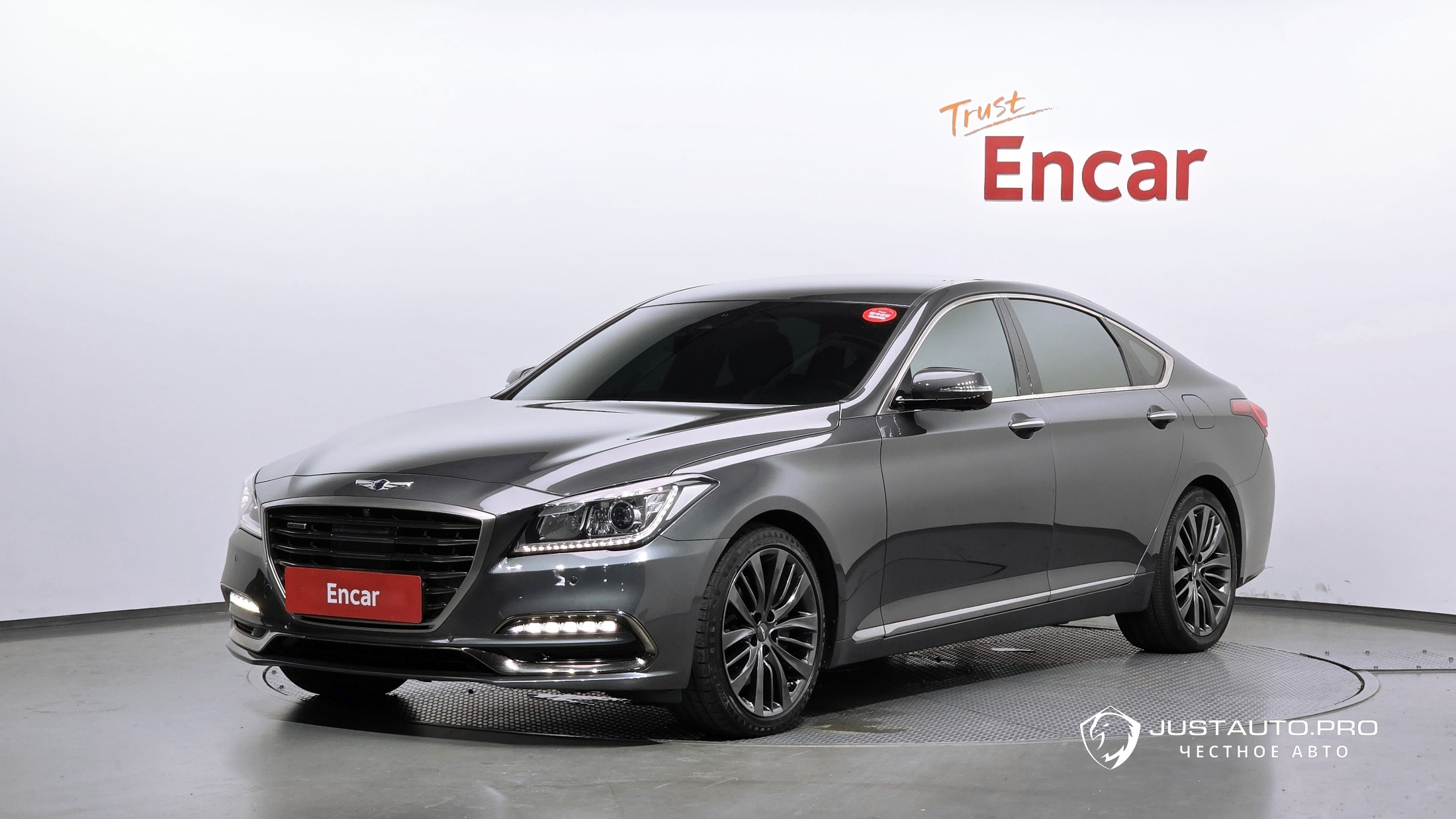 Автомобиль Genesis G80