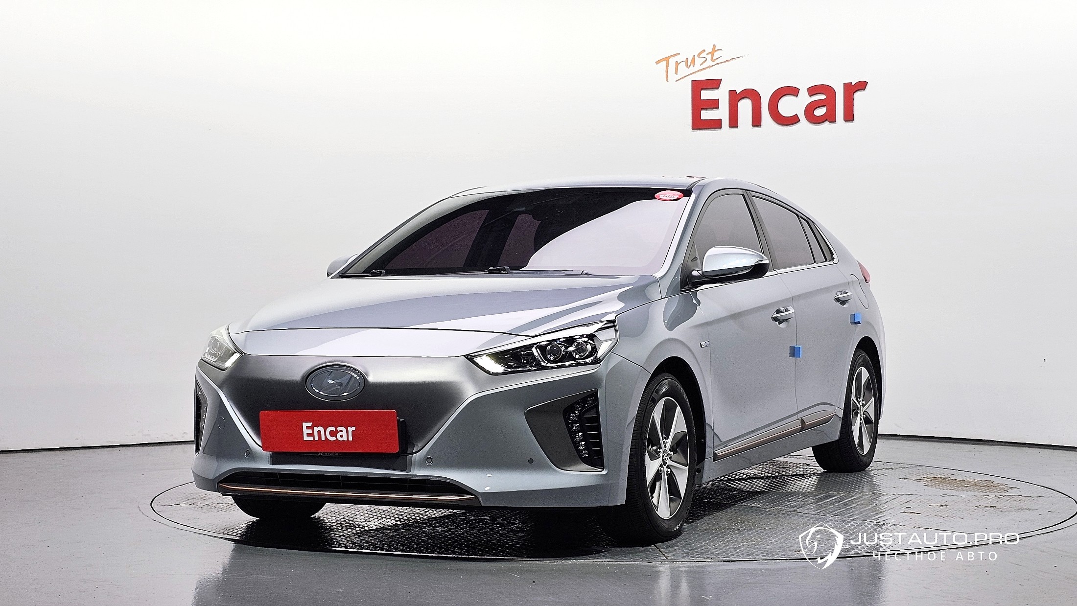 Автомобиль Hyundai Ioniq
