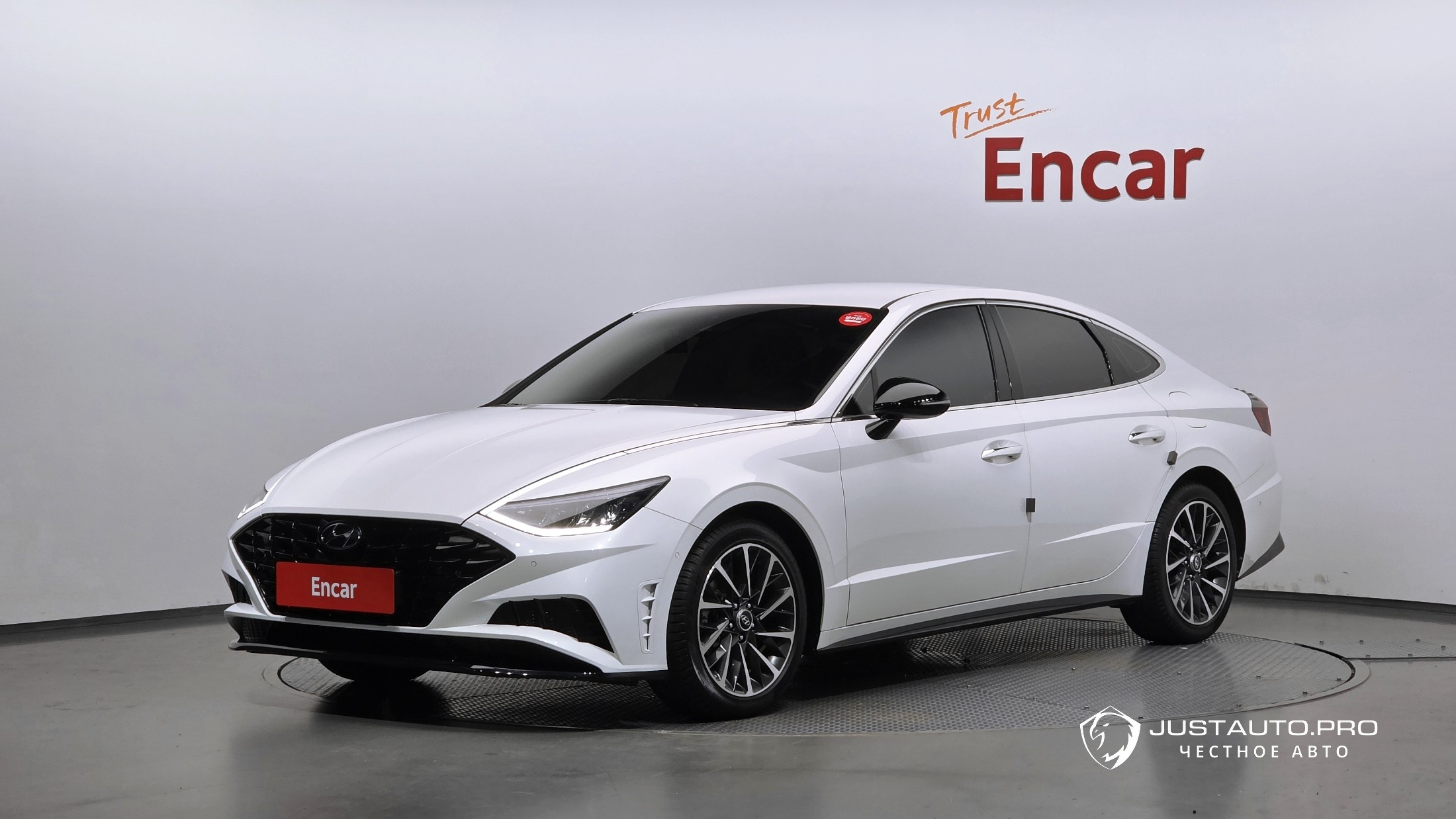 Автомобиль Hyundai Sonata