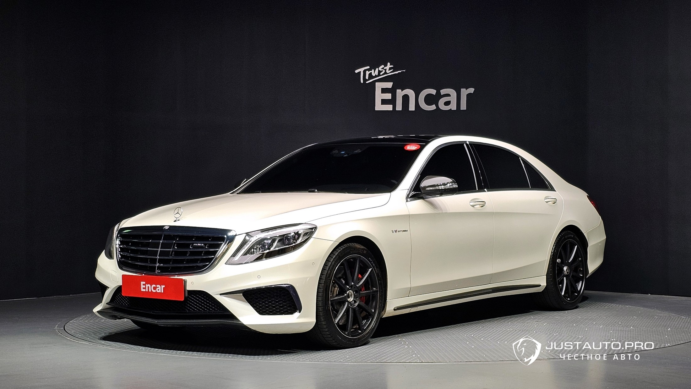 Автомобиль Mercedes-Benz S-Class