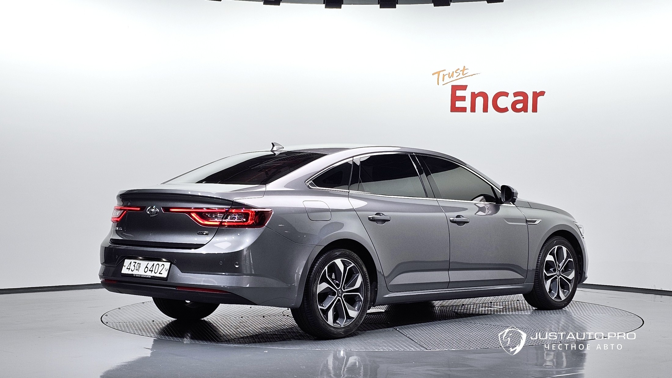 Автомобиль Renault-KoreaSamsung SM6