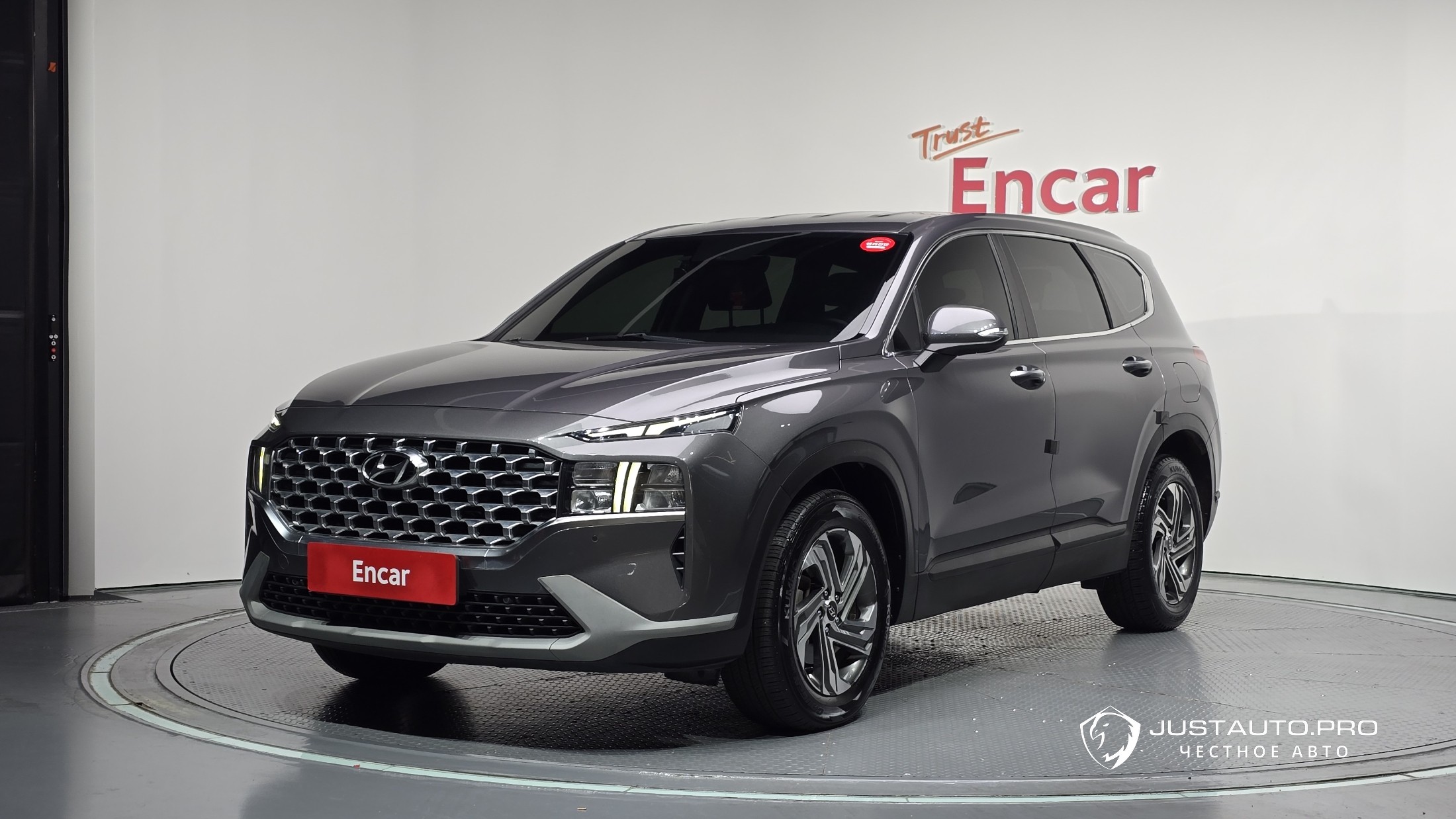 Автомобиль Hyundai Santafe