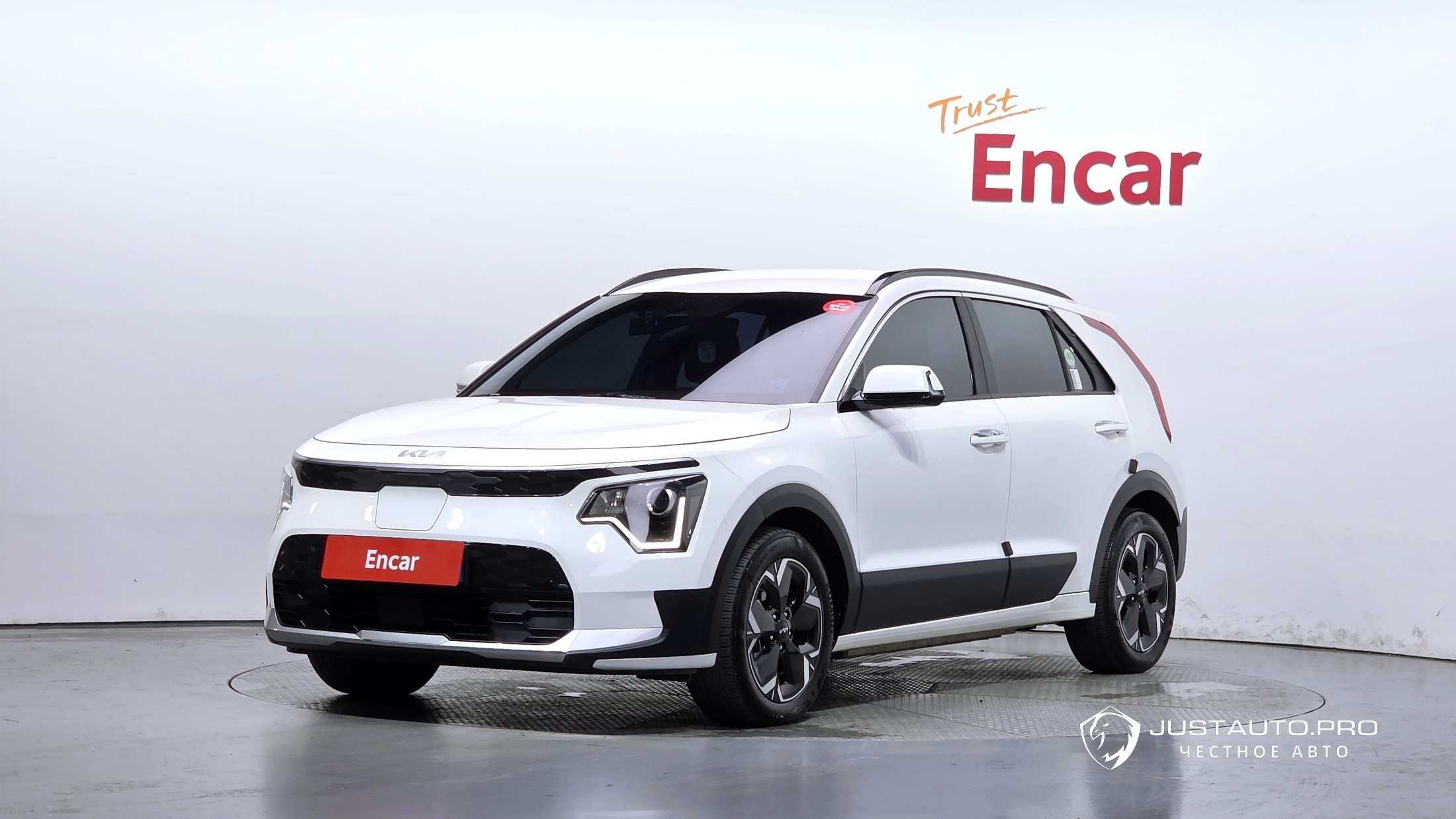 Автомобиль Kia Niro