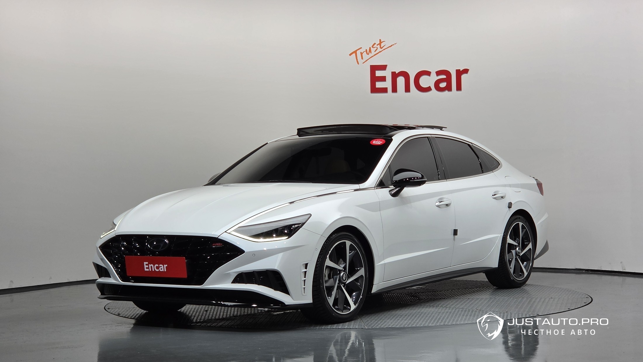 Автомобиль Hyundai Sonata