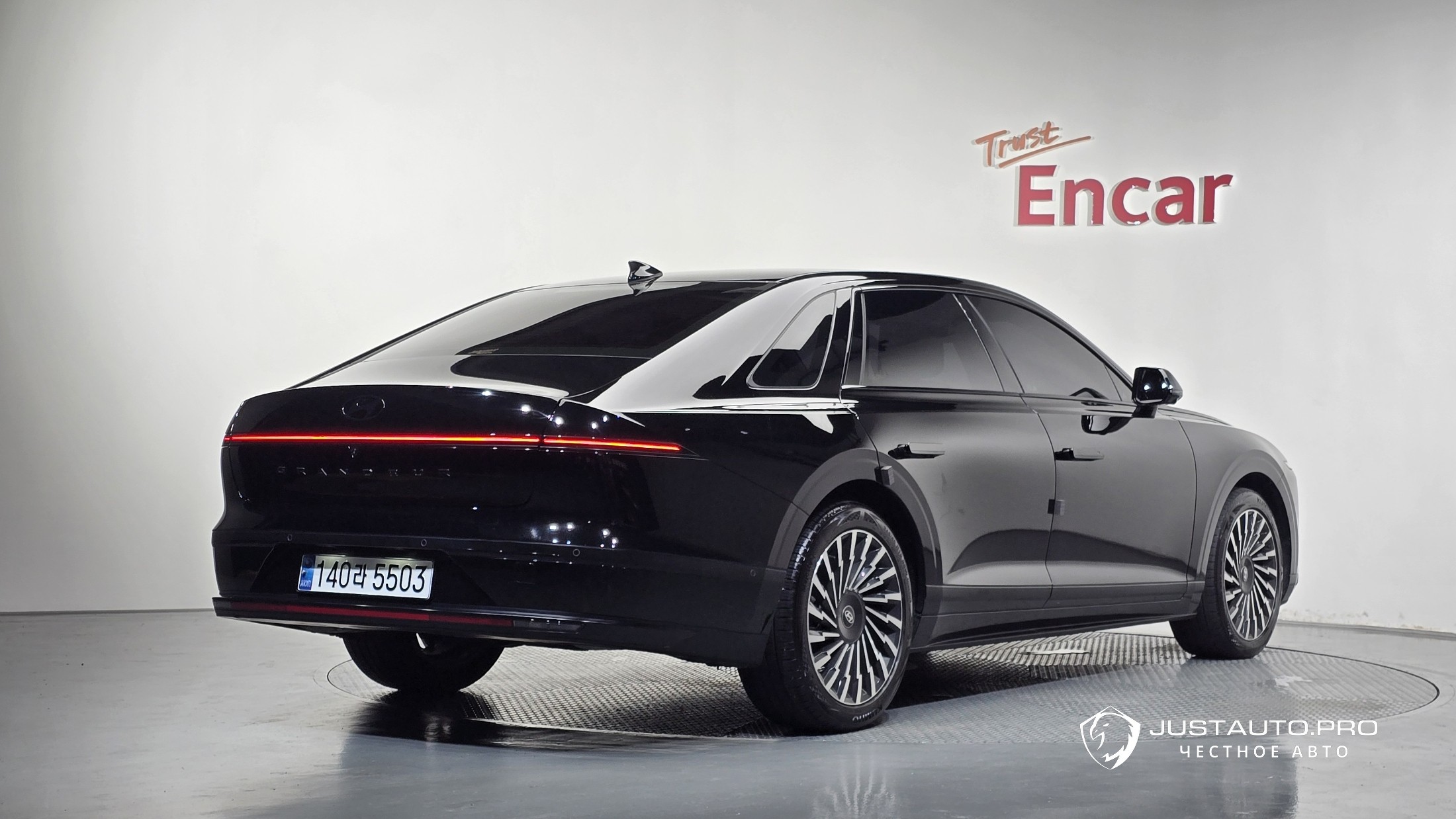 Автомобиль Hyundai Grandeur
