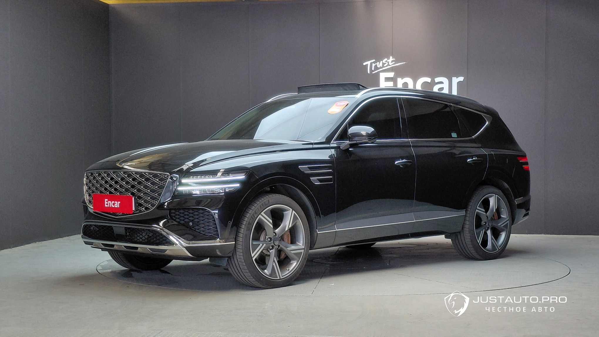 Автомобиль Genesis GV80