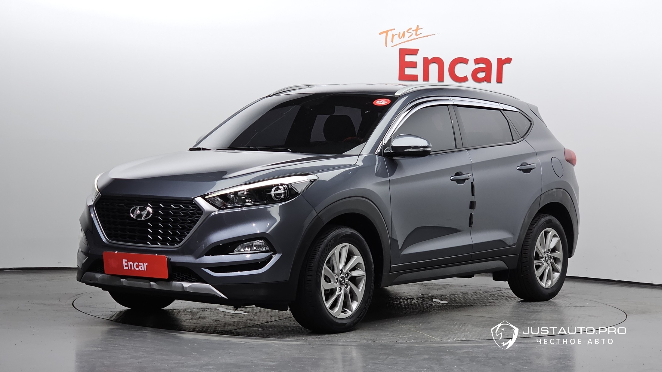 Автомобиль Hyundai Tucson