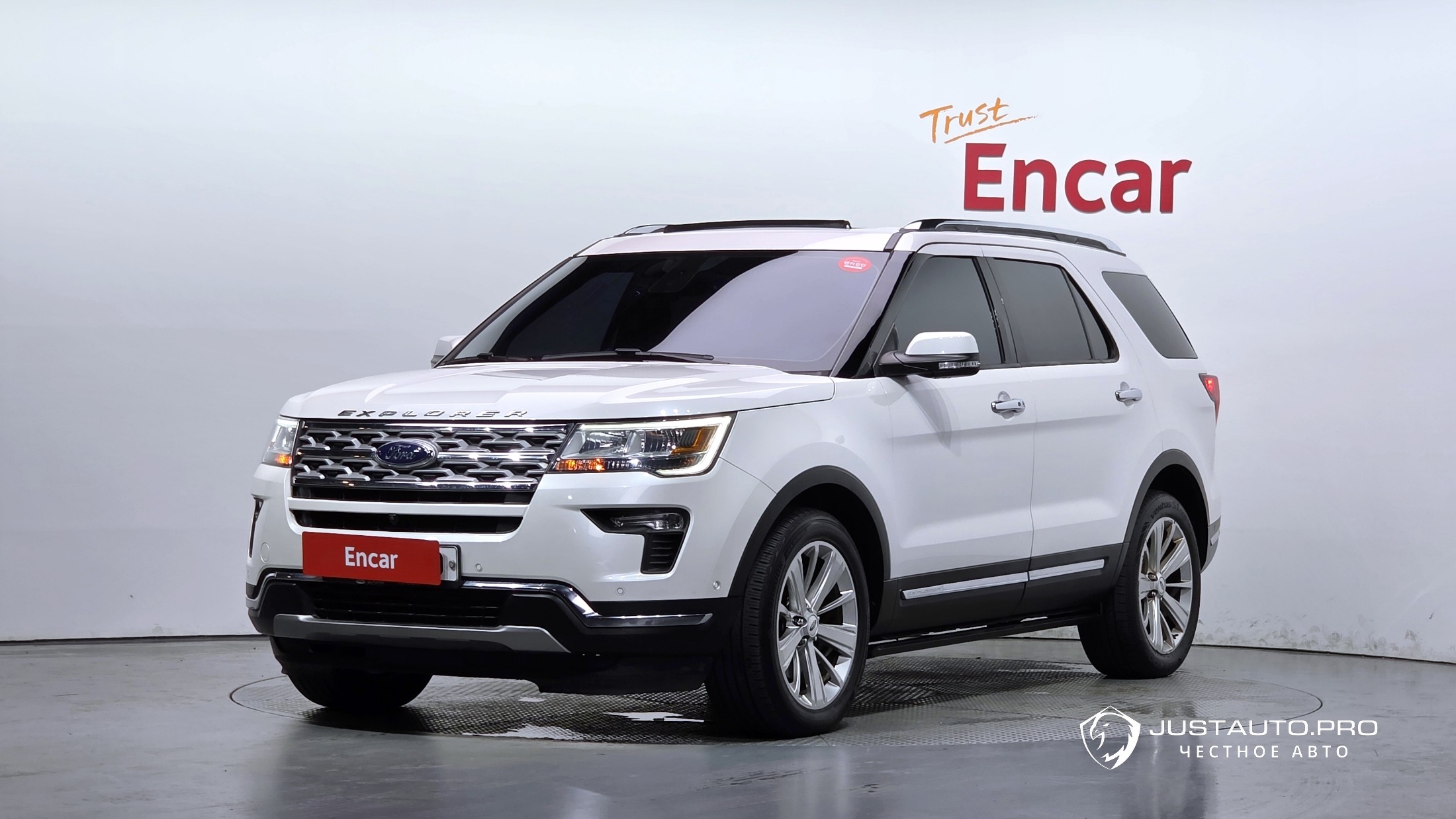 Автомобиль Ford Explorer