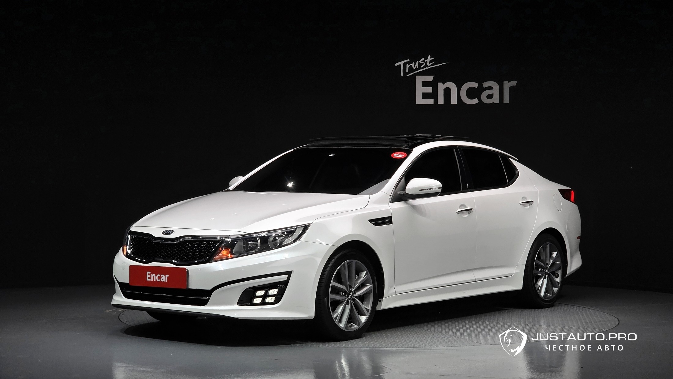Автомобиль Kia K5
