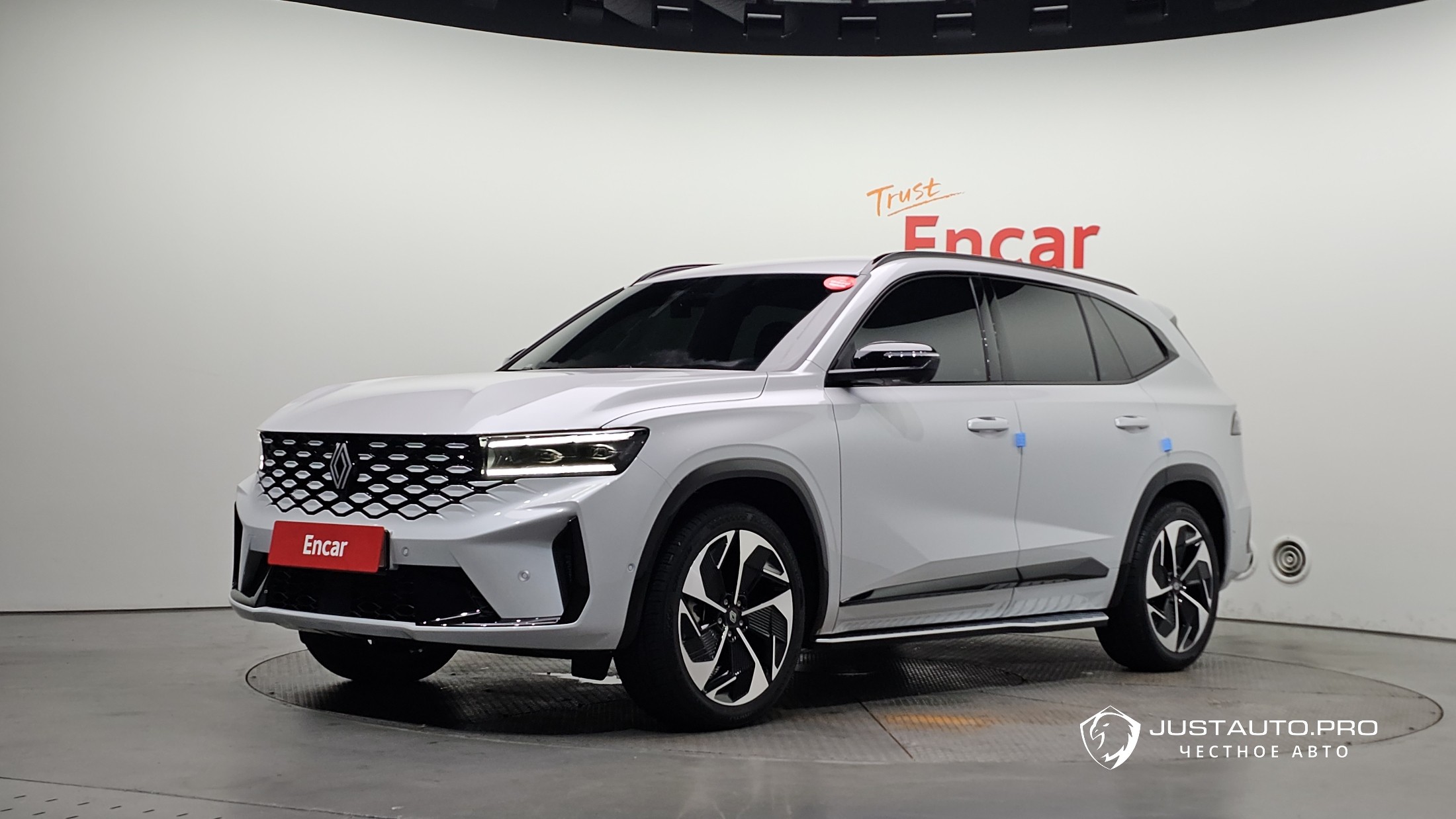 Автомобиль Renault-KoreaSamsung Grand Koleos