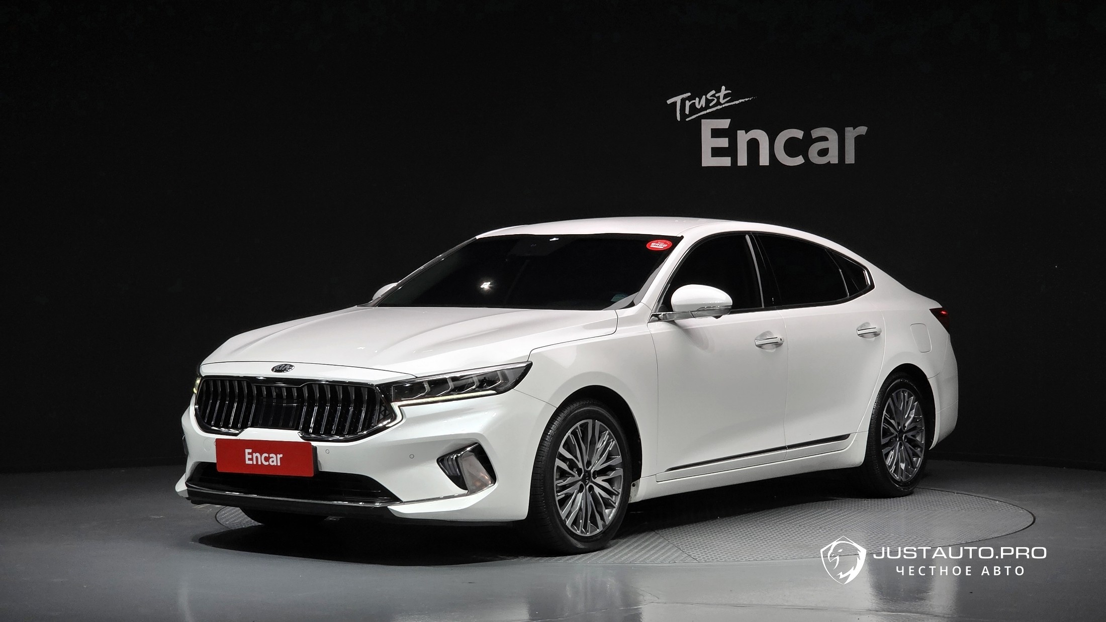 Автомобиль Kia K7