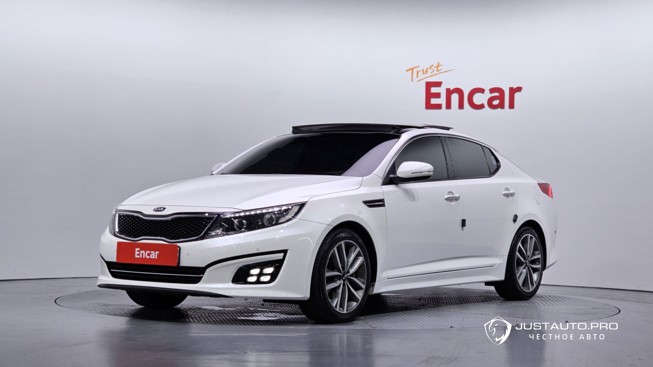 Автомобиль Kia K5