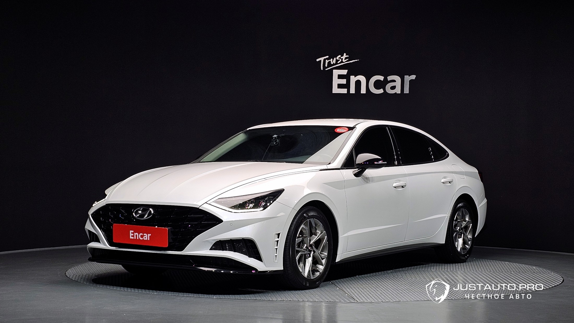 Автомобиль Hyundai Sonata