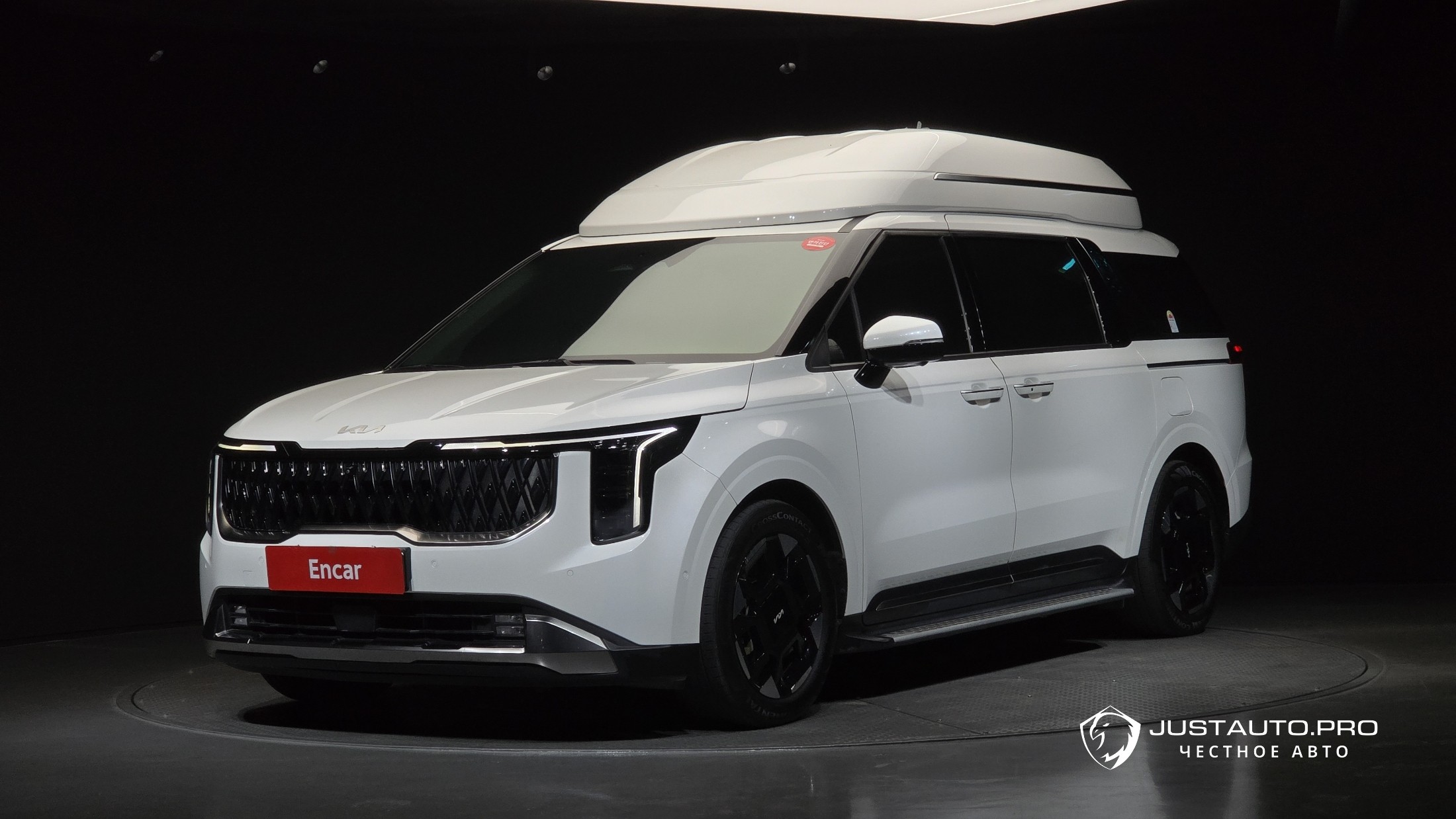 Автомобиль Kia Canival