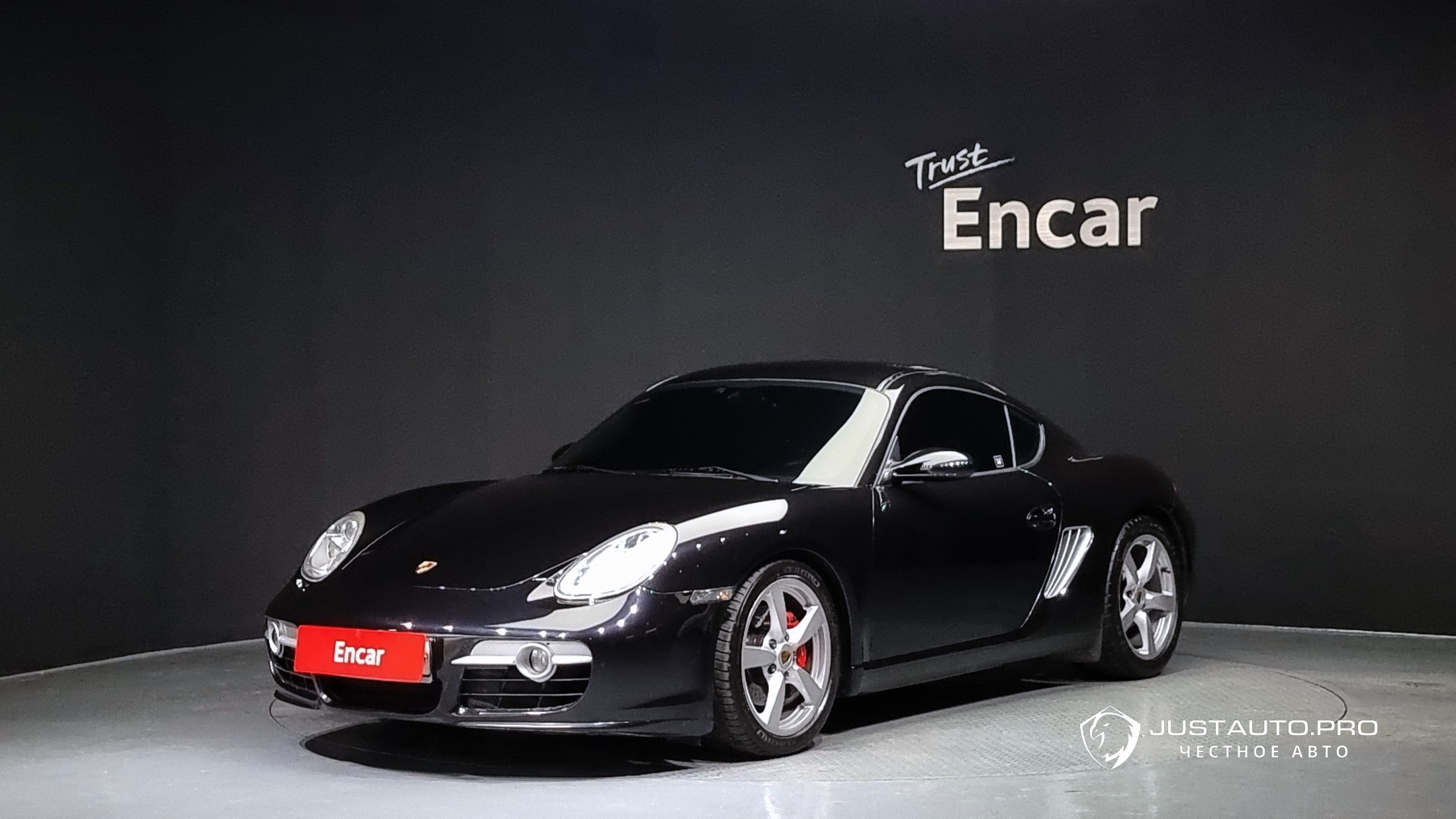 Автомобиль Porsche Cayman