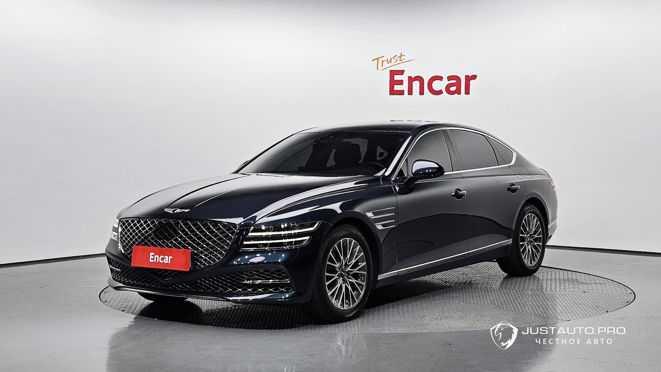Автомобиль Genesis G80