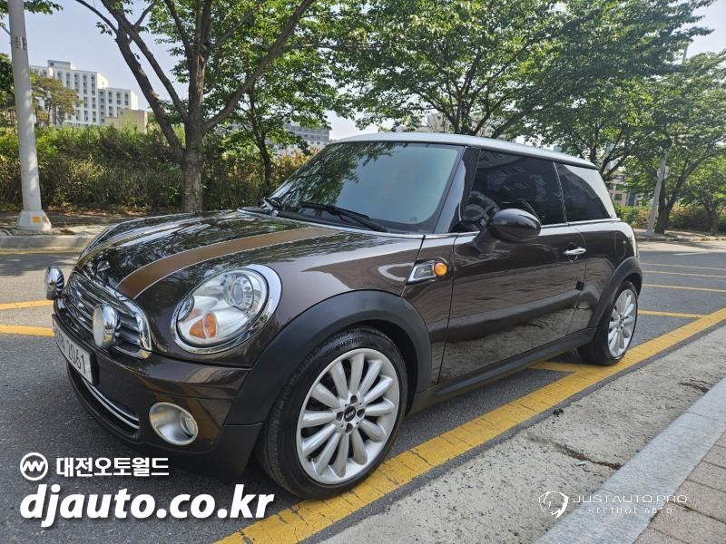 Автомобиль Mini Cooper