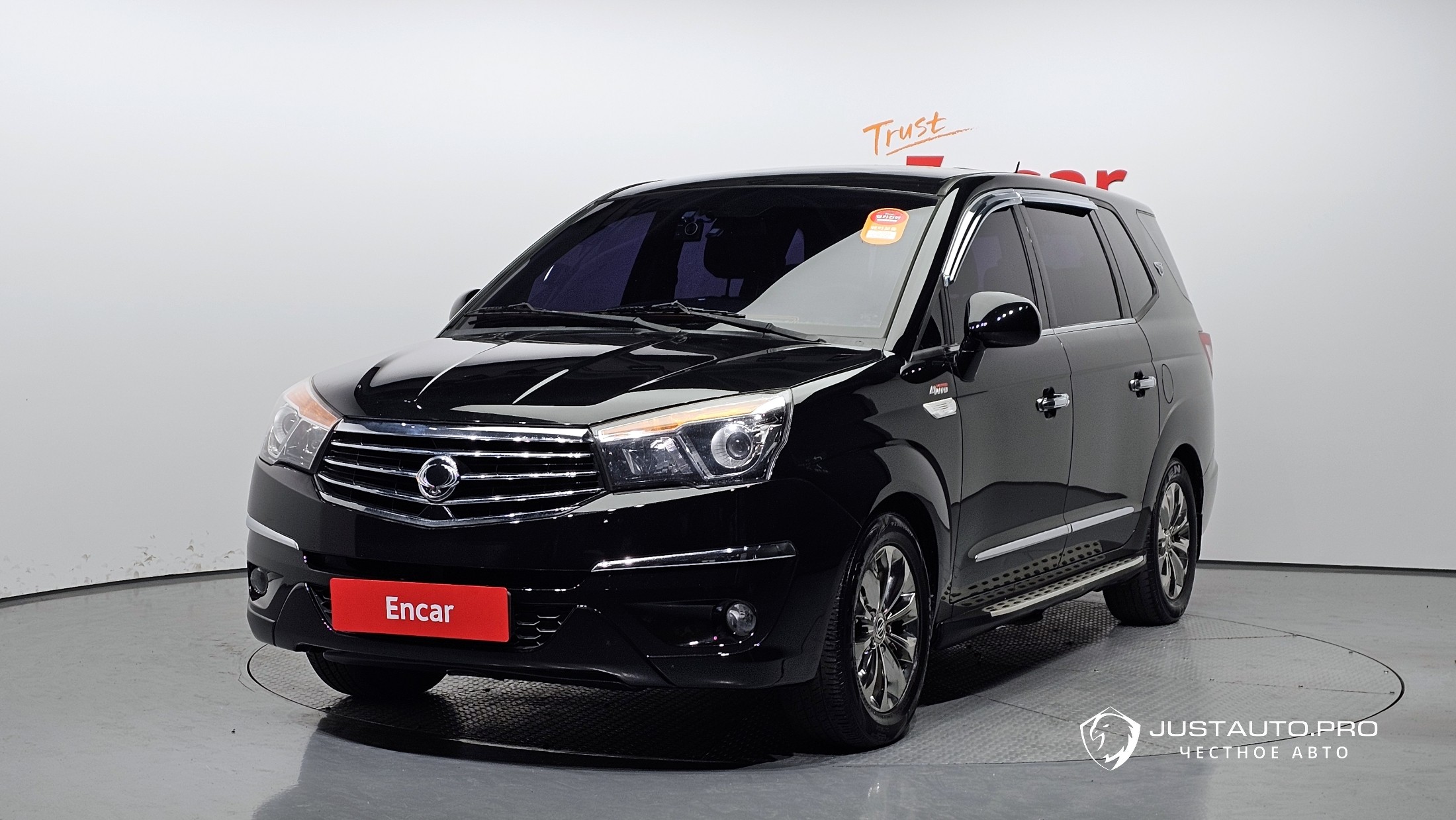 Автомобиль KG_Mobility_Ssangyong KORANDO
