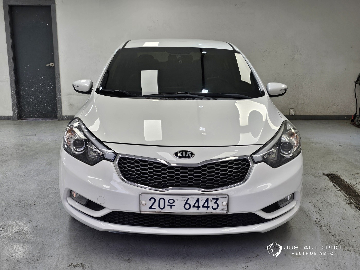 Автомобиль Kia K3