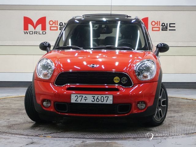 Автомобиль Mini Countryman