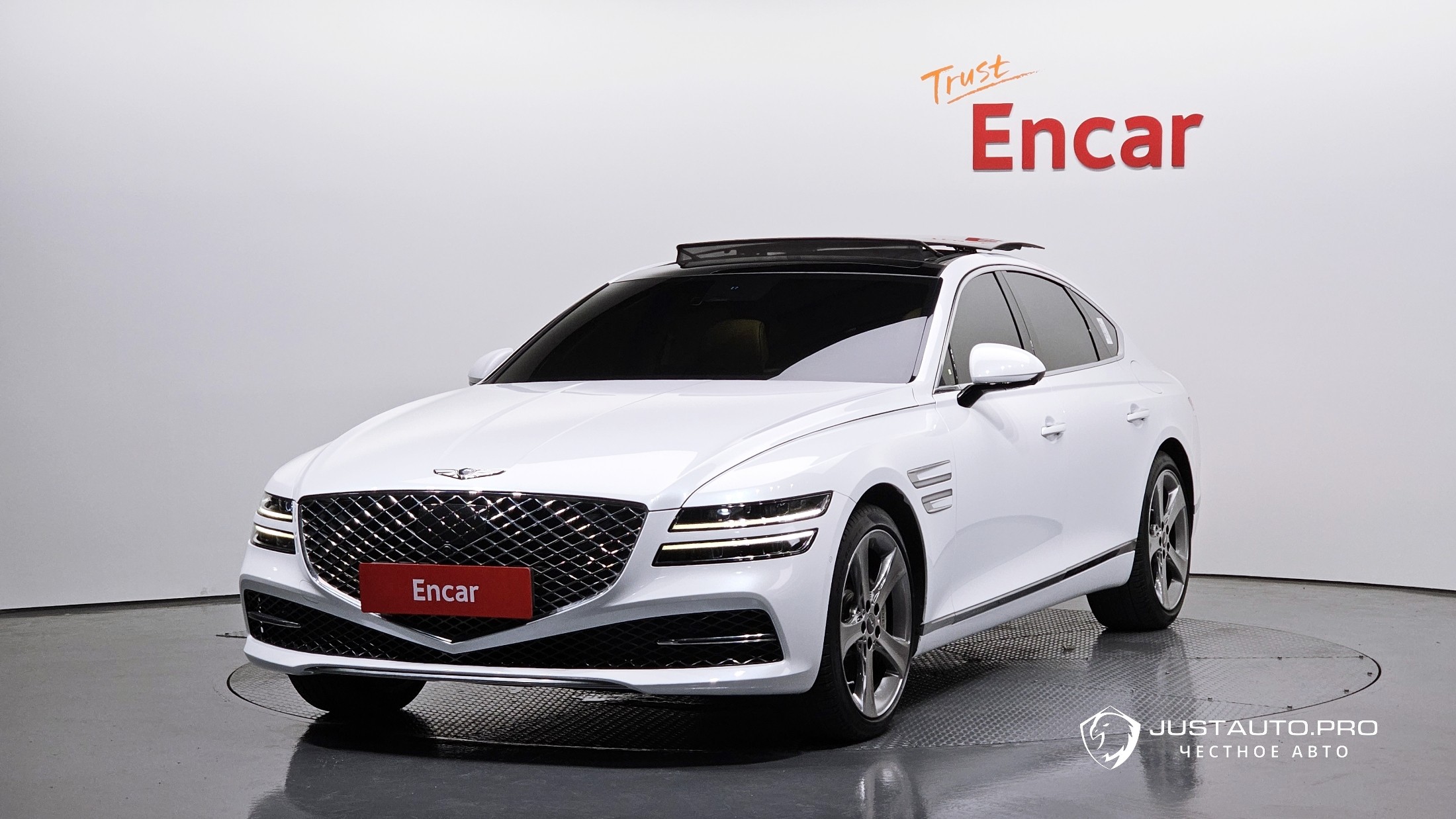 Автомобиль Genesis G80