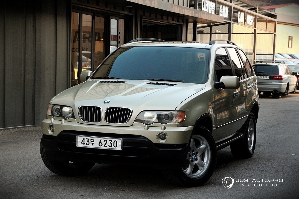 Автомобиль BMW X5