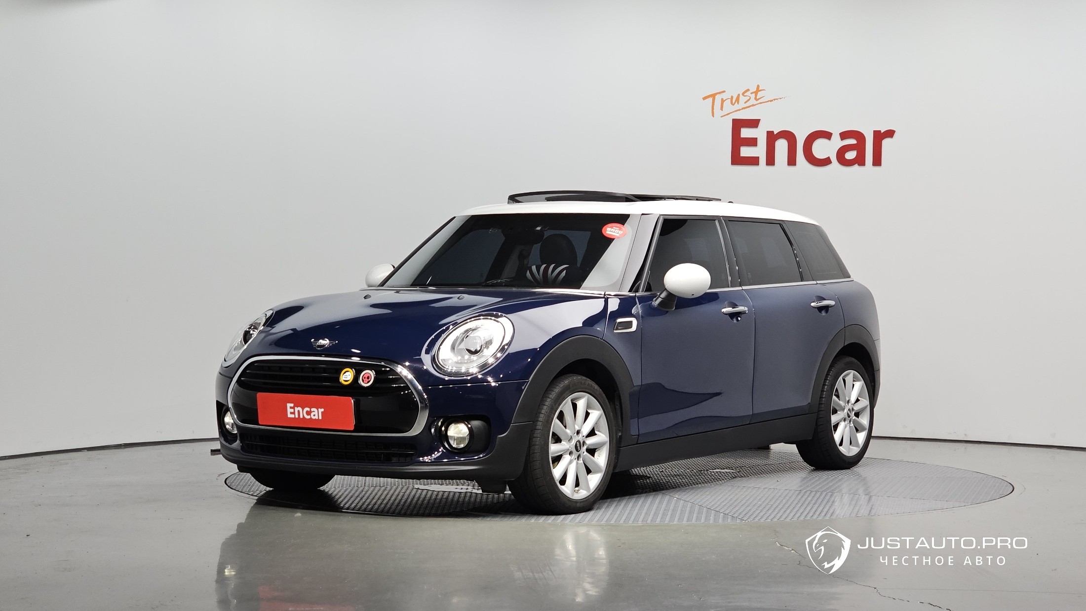 Автомобиль Mini Clubman