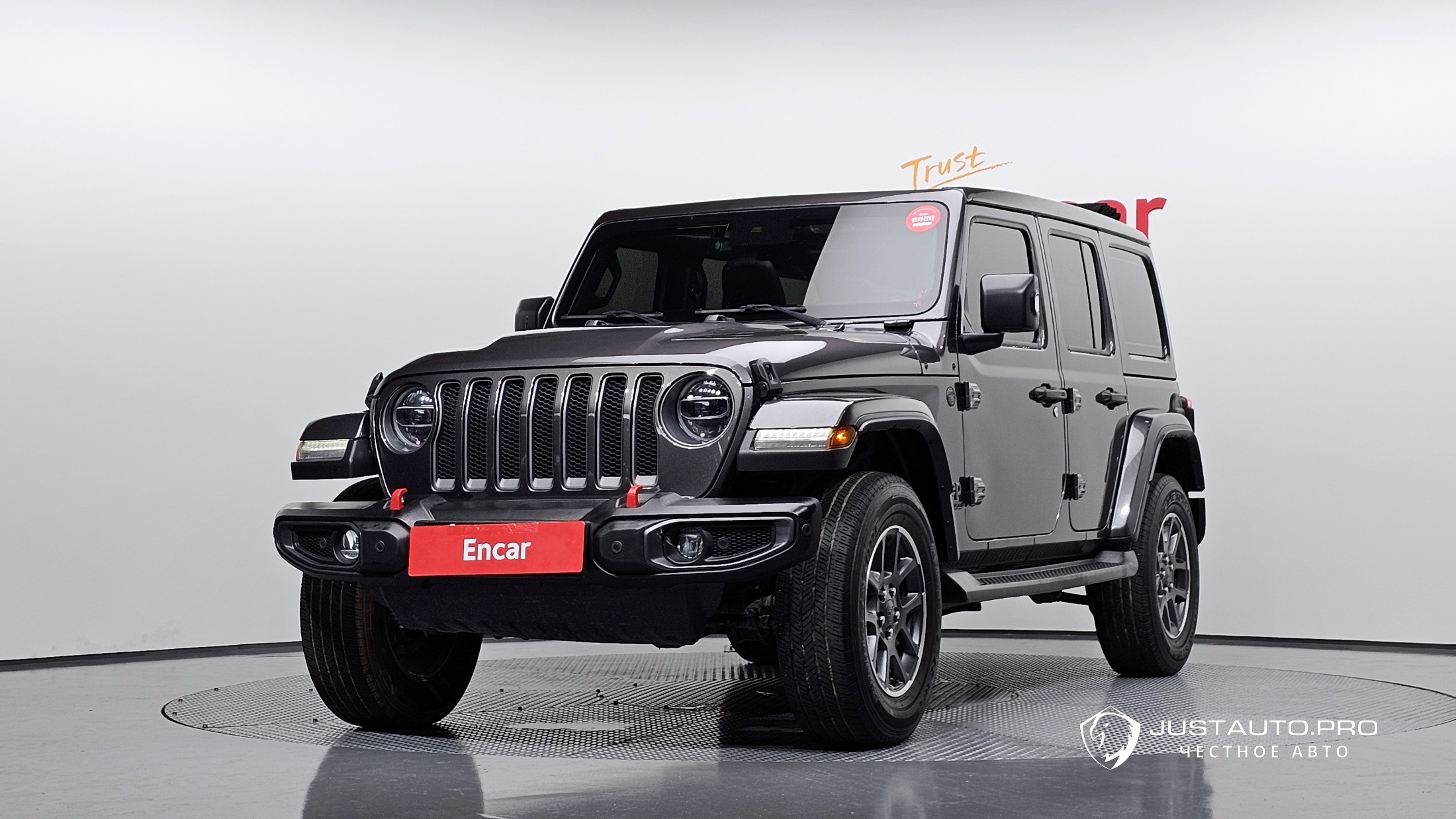 Автомобиль Jeep Wrangler