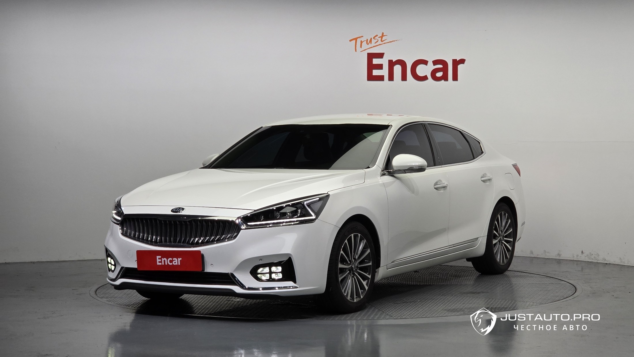 Автомобиль Kia K7
