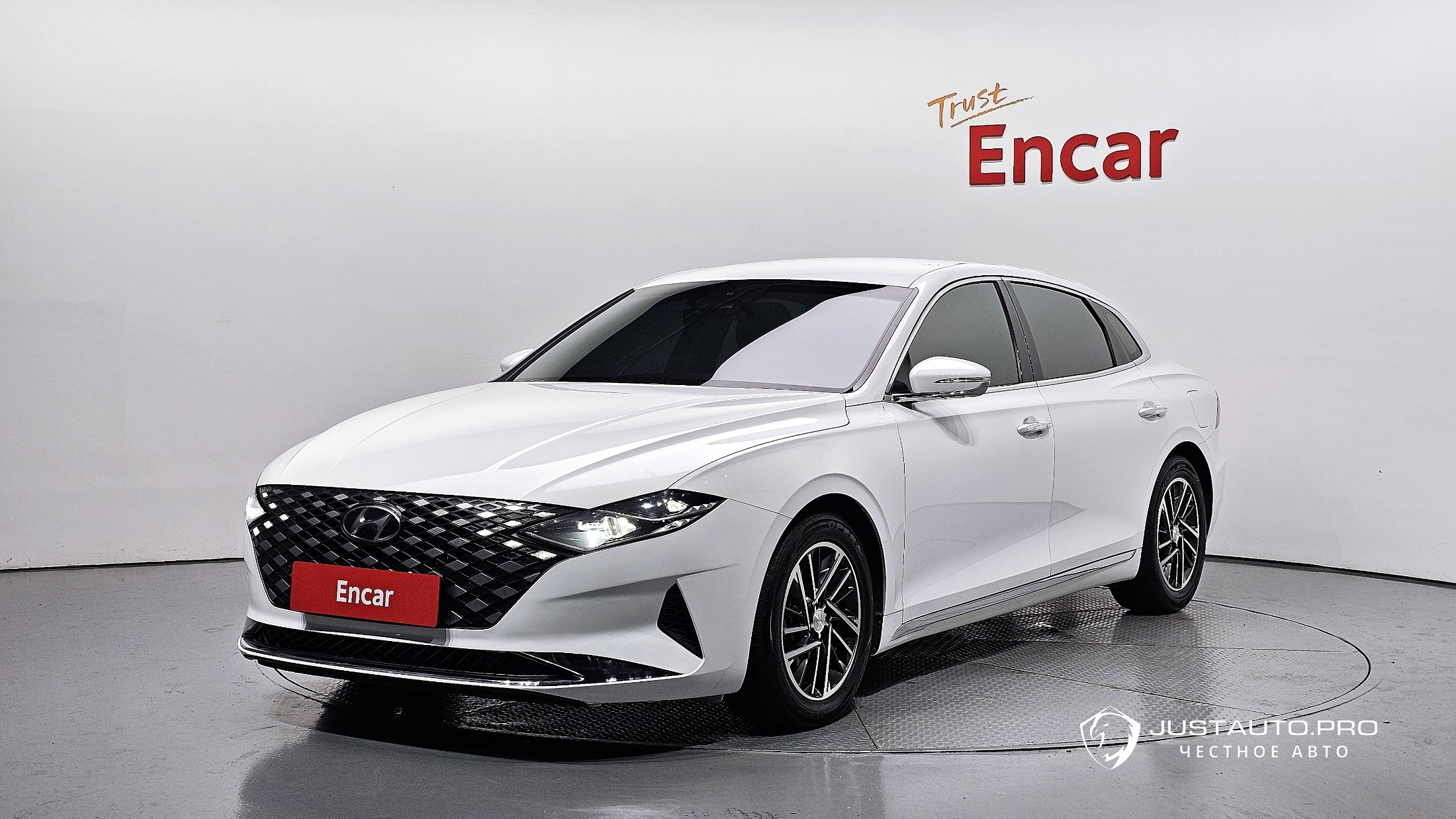 Автомобиль Hyundai Grandeur