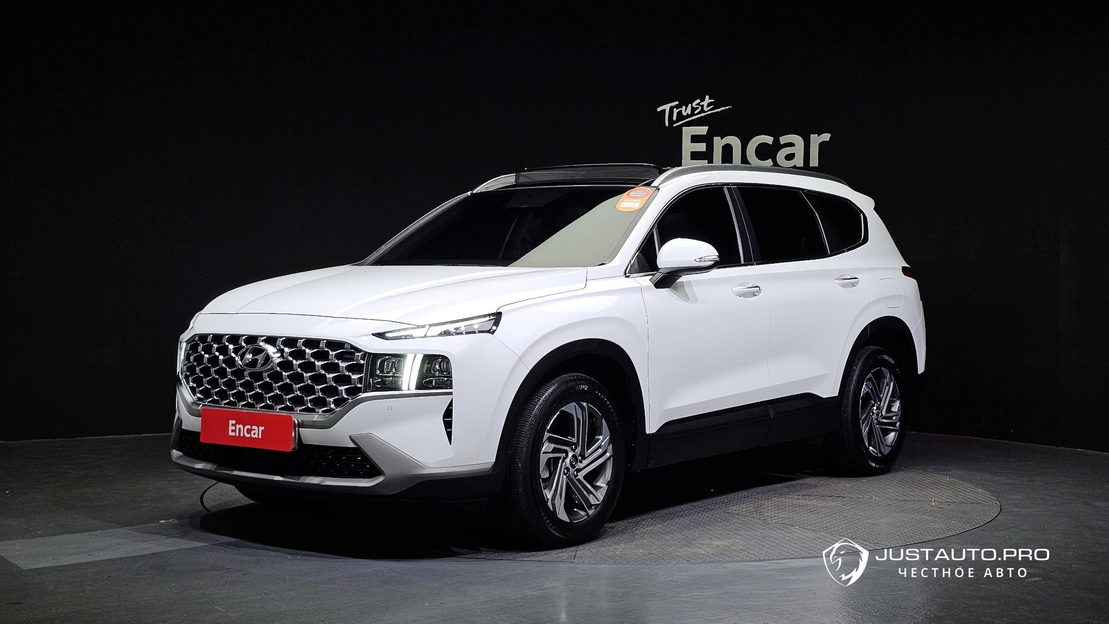 Автомобиль Hyundai Santafe