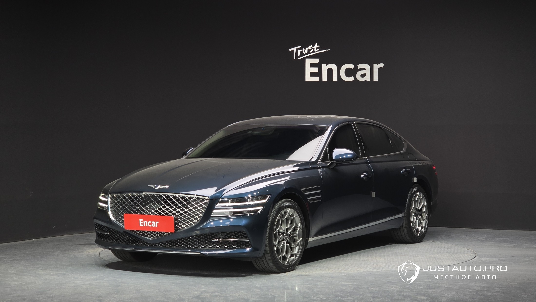 Автомобиль Genesis G80