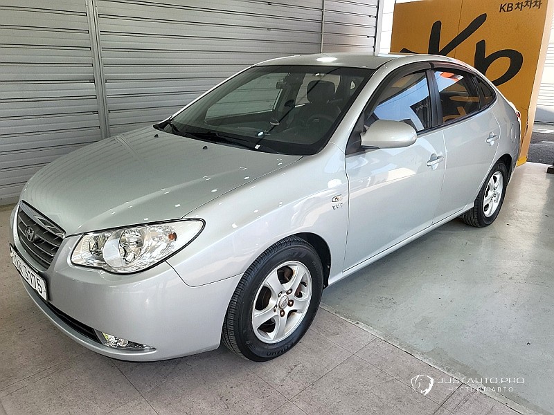 Автомобиль Hyundai AVANTE