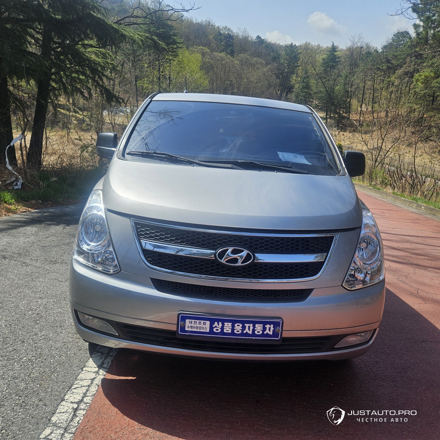 Автомобиль Hyundai Starex