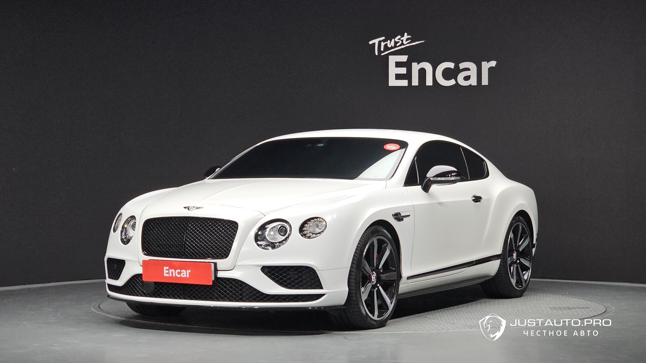 Автомобиль Bentley Continental
