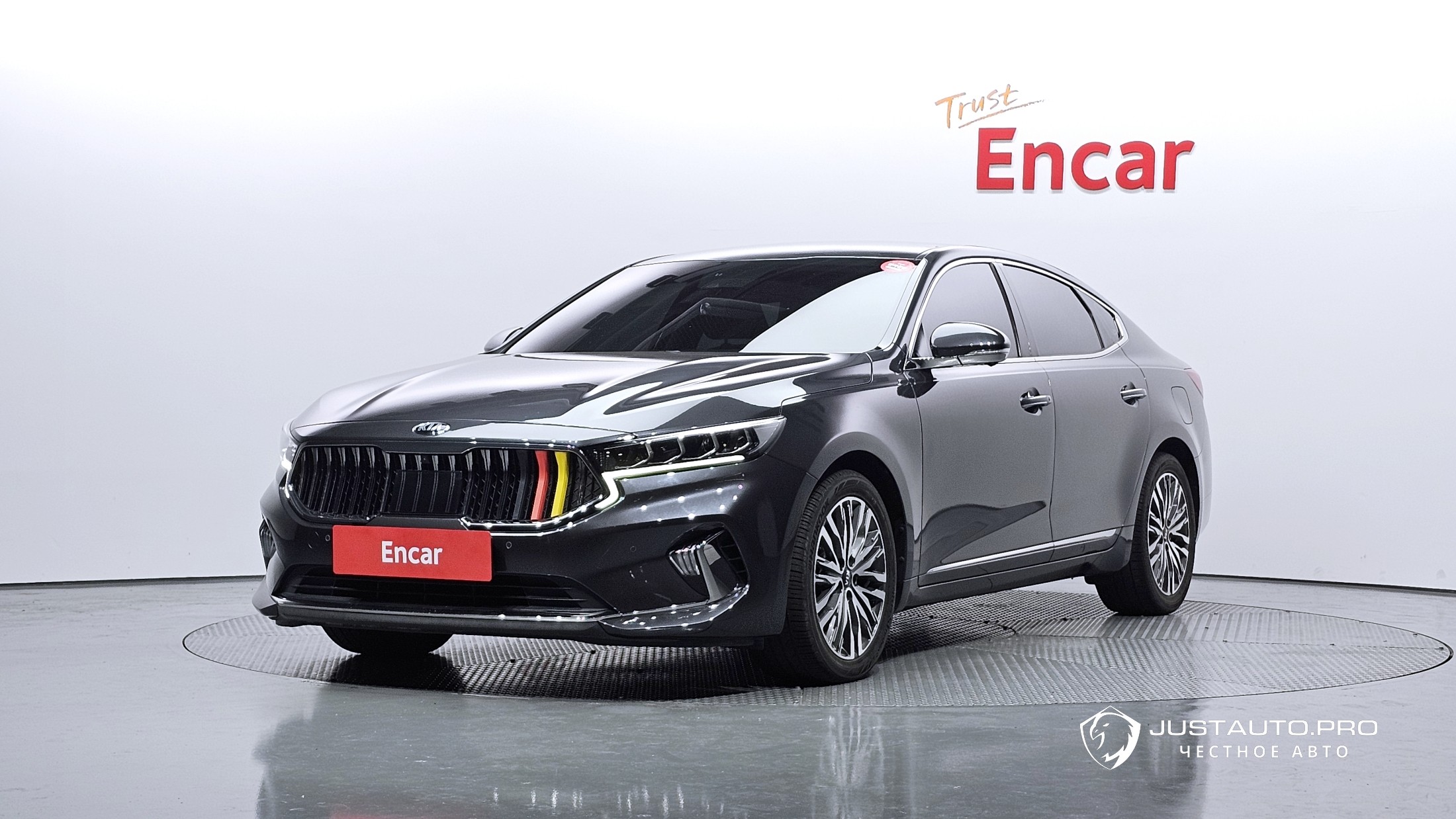 Автомобиль Kia K7