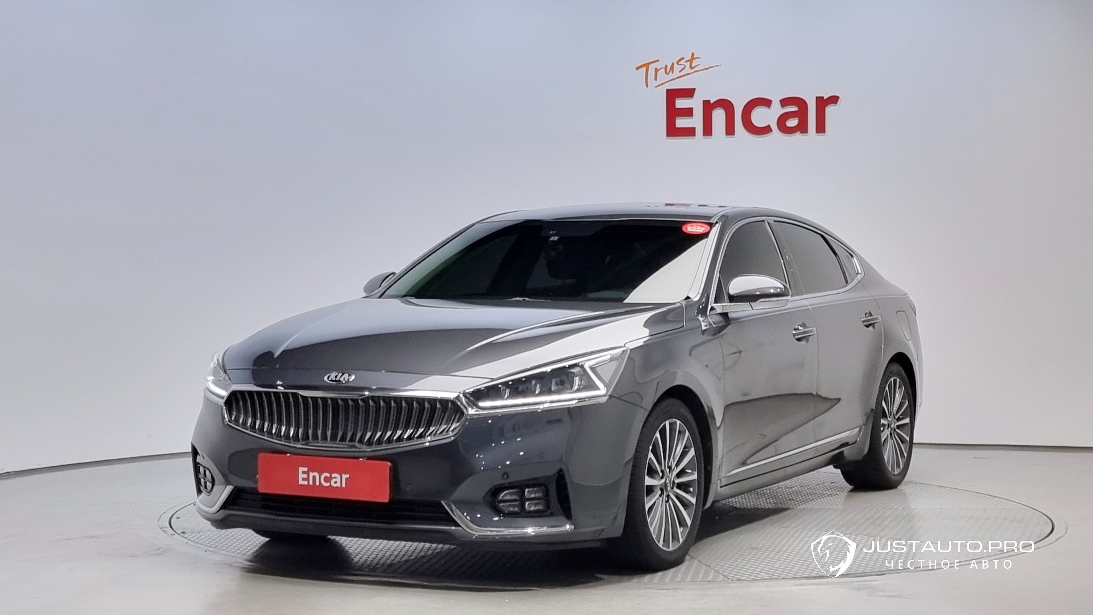 Автомобиль Kia K7