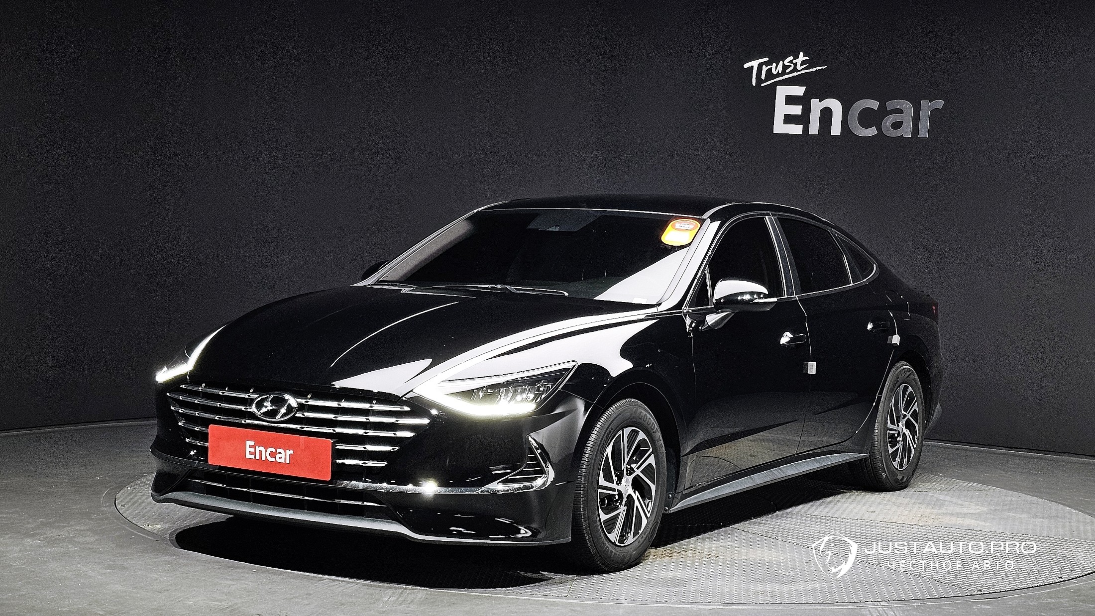 Автомобиль Hyundai Sonata